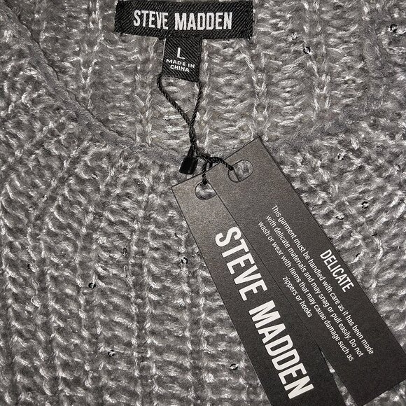Steve Madden New with Tags Size L Women's Heather Grey Sweater - Picture 3 of 4